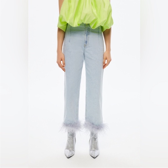 NOCTURNE Feather Boa Jeans Ice Blue NWT Size 25 - Picture 2 of 2